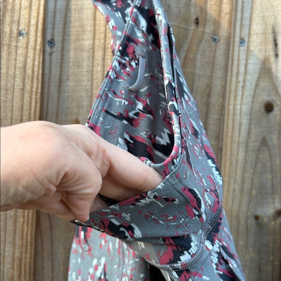 Lululemon leggings - Picture 4 of 5